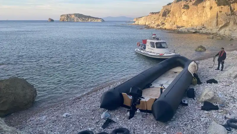İzmir'de 38 Düzensiz Göçmen Operasyonu: Detaylar ve Gelişmeler