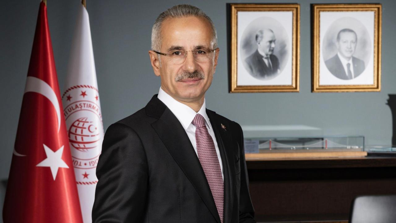 Bakan Uraloğlu: Ailece seyahat edenlere indirim müjdesi