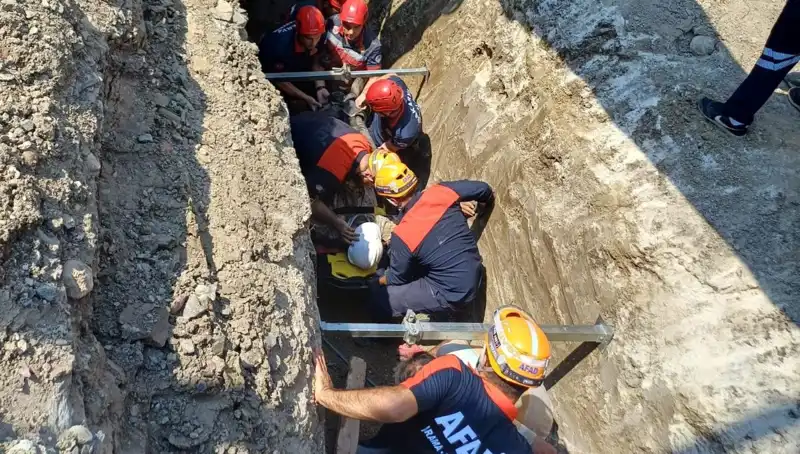 Göçük Altında Kalan İşçinin Dramı: Kurtarma Operasyonu Başarıyla Tamamlandı