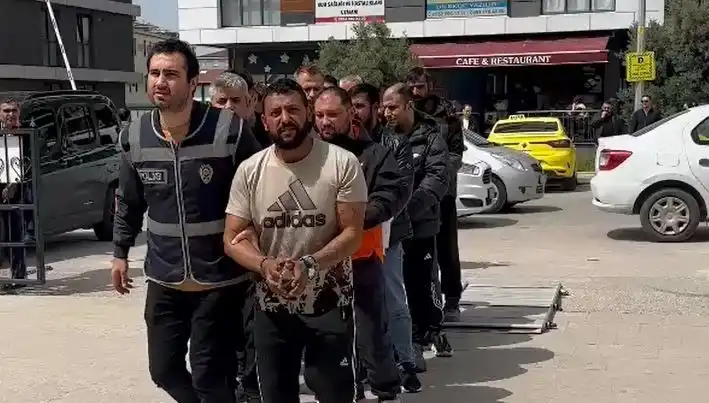 Edirne’de Eş Zamanlı Operasyonda Yedi Firari Suçlu Yakalandı