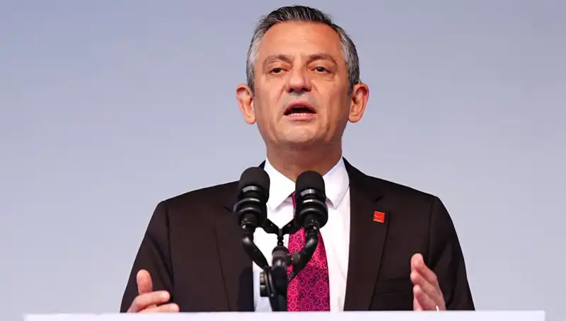 Özel’den Komutanların Dava Kararına Sert Tepki: Yeni Gelişmeler