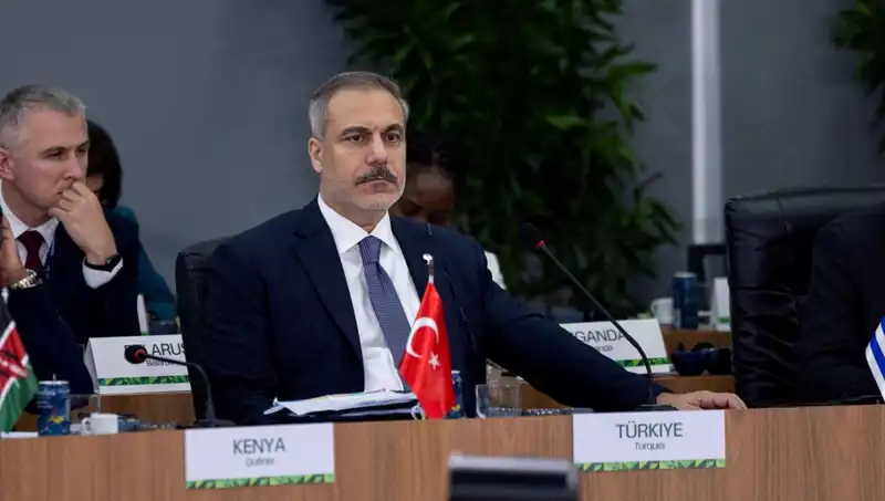 BRICS Zirvesi: Bakan Fidan'dan Yapay Zeka İçin Kritik Uyarı