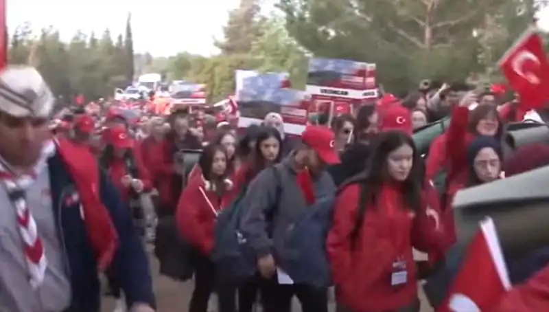 Çanakkale Zaferi'nin 110. Yılında Anlam Dolu 57. Alay Vefa Yürüyüşü