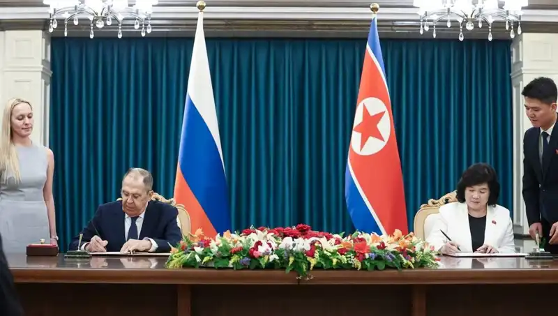 Rusya ve Kuzey Kore: Lavrov'un Stratejik Görüşmesi ve Küresel Etkileri