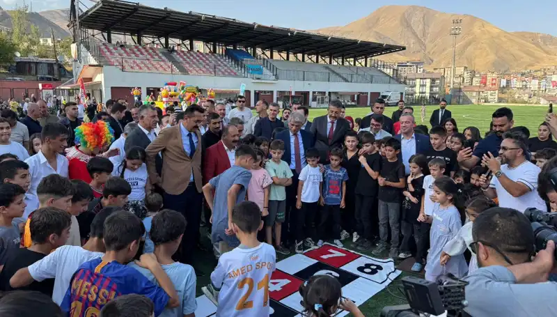 Hakkari'de Bir Anadolu Şenliği: Kültür ve Coşku Dolu Anlar