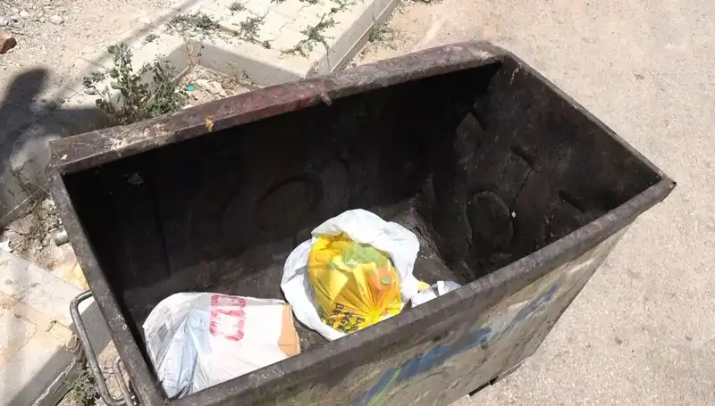 Evde Doğurduğu Bebeğini Çöpe Attı: Şok Eden Olay İzmir'de Gerçekleşti