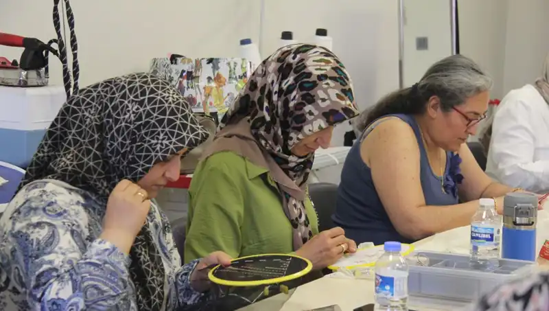 Tel Kırma Sanatı ile Aile Ekonomisine Destek: Yenilikçi Yöntemler
