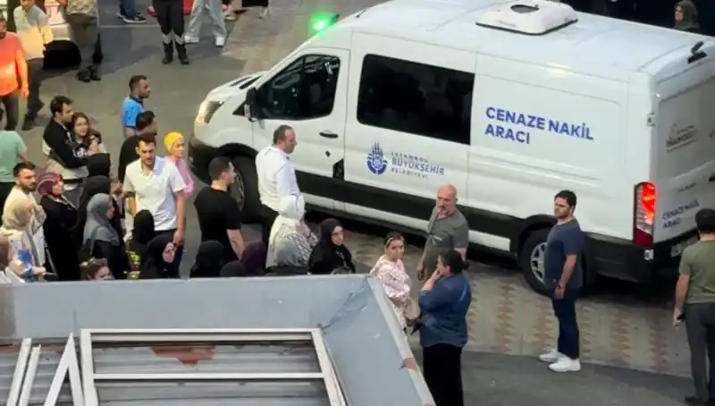 İstanbul’da Bebeğin Şüpheli Ölümü: Aile ve Yetkililer Soruşturma İçin Bir Araya Geldi